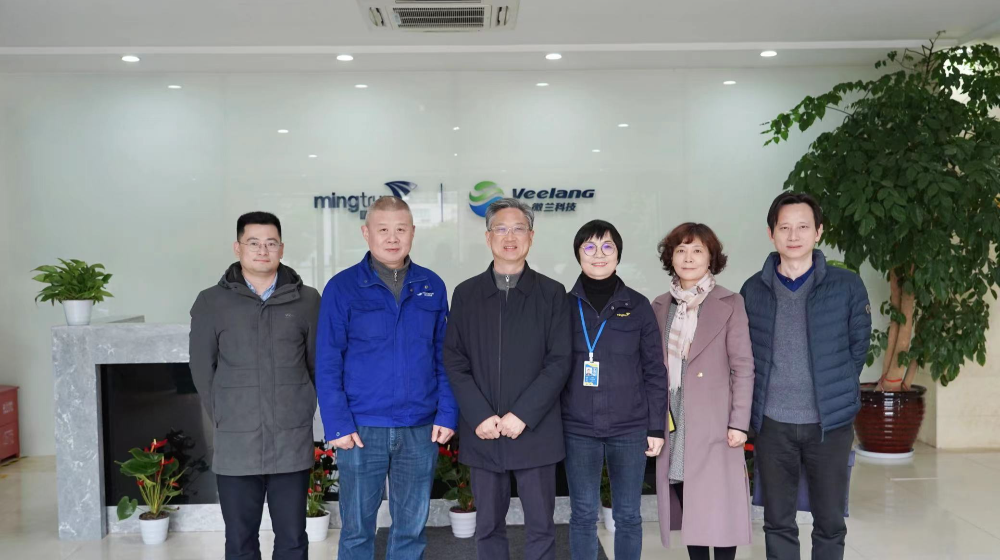 杭州市發(fā)改委副書記朱師鈞一行蒞臨我司參觀、指導工作